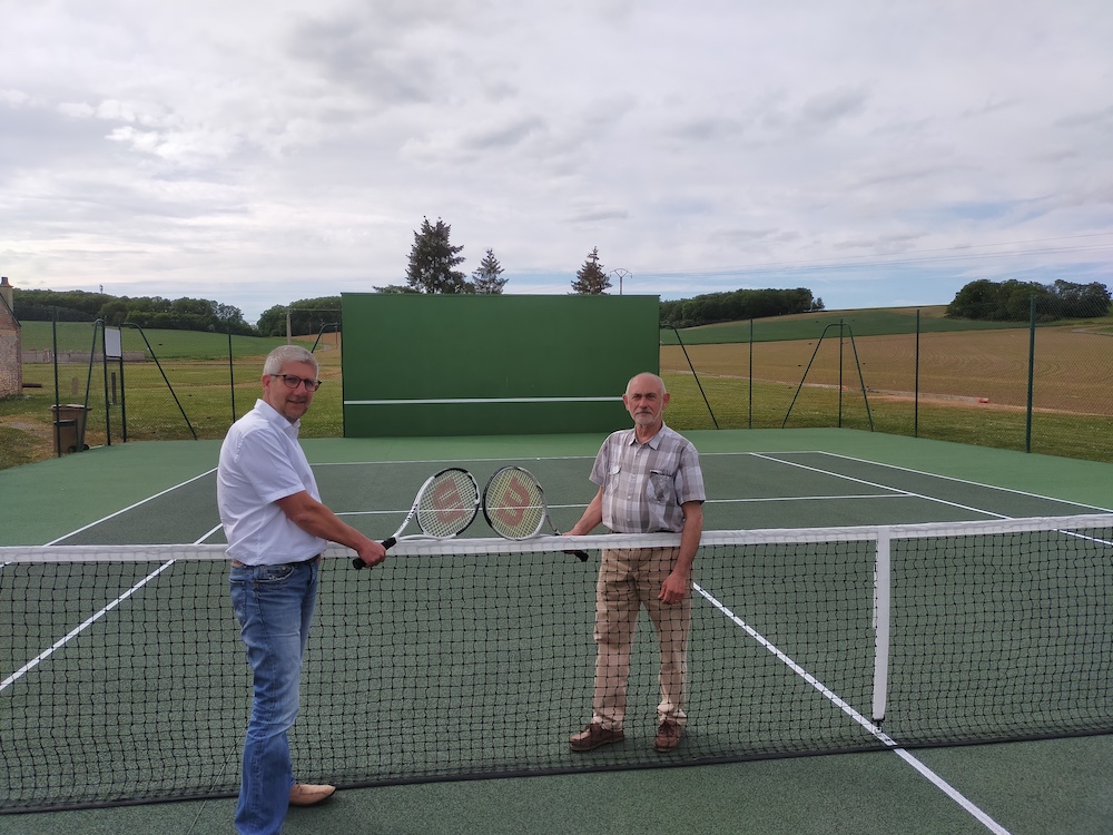 Alexandre Pourvu et Jean-Pierre Villechanoux inaugure le court de tennis